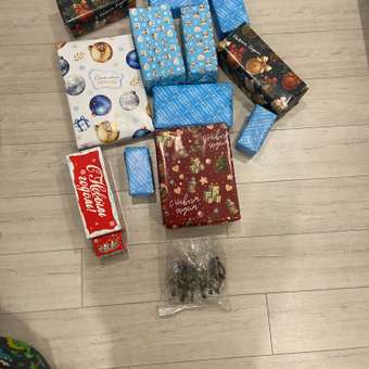 Бумага оберточная новогодняя Феникс Презент Новогодний глянец 100*70см: отзыв пользователя Детский Мир