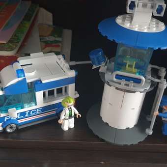 Конструктор SLUBAN Сопровождение преступника 245 дет.: отзыв пользователя ДетМир