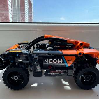 Конструктор LEGO Technic NEOM McLaren Extreme 252 дет.: отзыв пользователя Детский Мир
