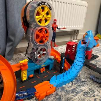 Парковка Hot Wheels Шиномонтажная мастерская: отзыв пользователя Детский Мир