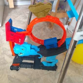 Трек Hot Wheels City T-Rex Chomp Down: отзыв пользователя Детский Мир