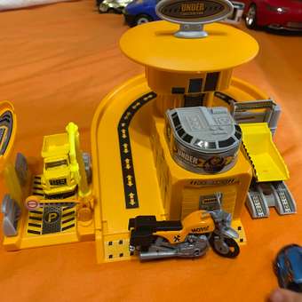 Гараж Funky Toys Строительная техника: отзыв пользователя Детский Мир