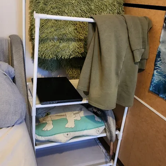 Вешалка с полками HomDoctor напольная: отзыв пользователя Детский Мир