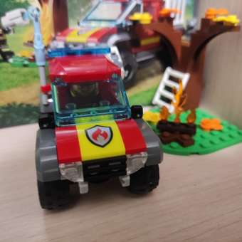 Конструктор LEGO City Спасательная пожарная машина 97 дет.: отзыв пользователя Детский Мир
