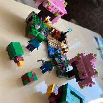 Конструктор LEGO Minecraft Вишневый цветущий сад 304 дет.: отзыв пользователя Детский Мир