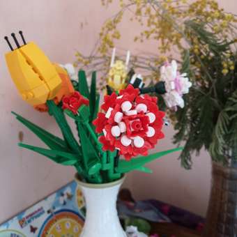 Конструктор Mould King Букет цветов Гвоздика: отзыв пользователя Детский Мир