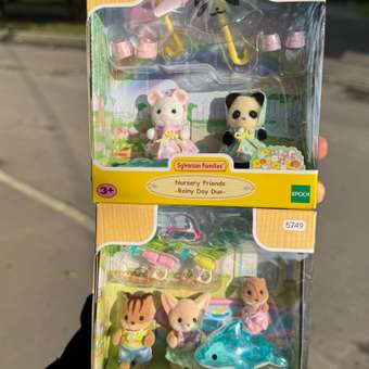 Игровой набор Sylvanian Families Малыши на прогулке под дождем: отзыв пользователя ДетМир