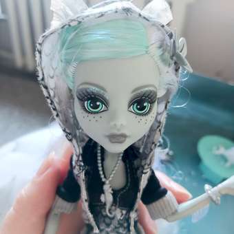 Кукла модельная Monster High Reel Drama HKN30 Лагуна Блю высота 27 см: отзыв пользователя Детский Мир