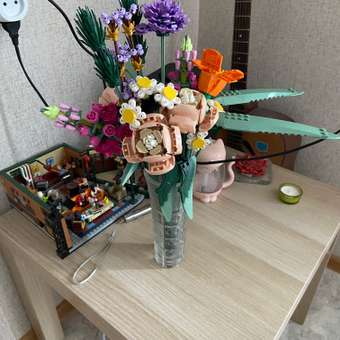 Конструктор LEGO Botanicals Букет цветов 756 дет.: отзыв пользователя Детский Мир