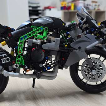 Конструктор LEGO Technic Kawasaki Ninja 643 дет.: отзыв пользователя ДетМир