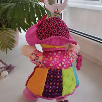 Игрушка Lamaze подвеска Кукла Эмилия: отзыв пользователя ДетМир