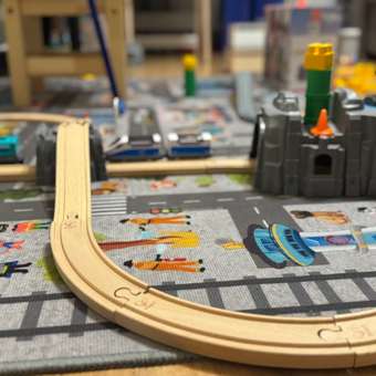 Развивающая железная дорога Hape: отзыв пользователя Детский Мир