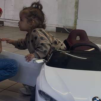 Электромобиль TOYLAND BMW i4 колеса EVA С пультом ДУ: отзыв пользователя Детский Мир