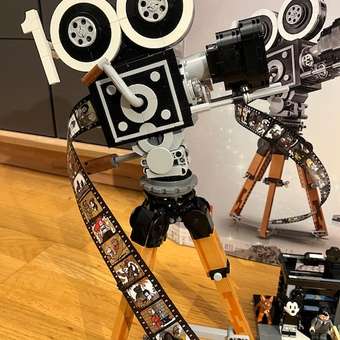 Конструктор LEGO Mickey and Friends Walt Disney Tribute Camera 811 дет.: отзыв пользователя ДетМир