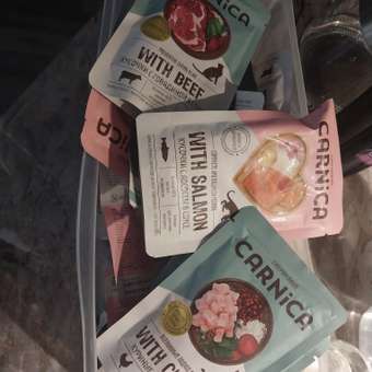 Корм для кошек Carnica 85г полнорационный кусочки в соусе с курицей для привередливых стерилизованных питомцев консервированный: отзыв пользователя. Зоомагазин Зоозавр