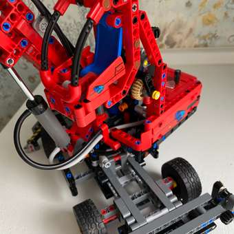 Конструктор LEGO Technic Погрузчик 835 дет.: отзыв пользователя Детский Мир