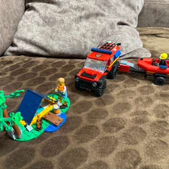 Конструктор LEGO City Fire Truck with Rescue Boat 301 дет.: отзыв пользователя Детский Мир