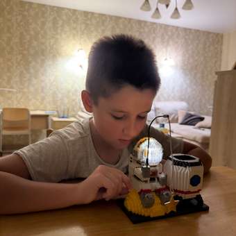 Конструктор Balody Астронавт подставка 1558 дет.: отзыв пользователя ДетМир