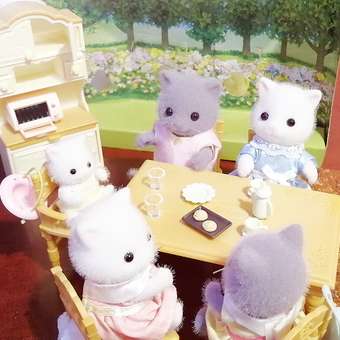 Игровой набор Sylvanian Families Обеденная комната: отзыв пользователя ДетМир
