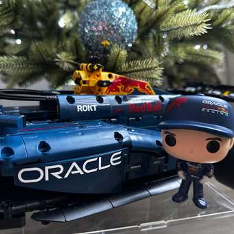Конструктор LEGO Technic Oracle Red Bull Racing 1639 дет.: отзыв пользователя Детский Мир