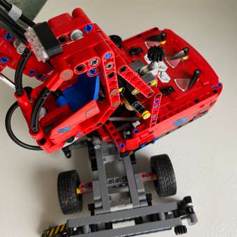 Конструктор LEGO Technic Погрузчик 835 дет.: отзыв пользователя Детский Мир