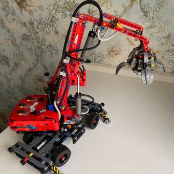 Конструктор LEGO Technic Погрузчик 835 дет.: отзыв пользователя Детский Мир
