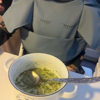 Нагрудник Lacker клеенка 1 шт.: отзыв пользователя Детский Мир