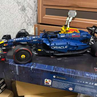 Конструктор LEGO Technic Oracle Red Bull Racing 1639 дет.: отзыв пользователя Детский Мир