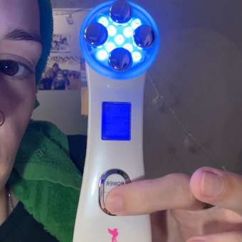 Прибор LUXLIFTING RF-лифтинг, EMS, микротоки, LED, увлажнение: отзыв пользователя Детский Мир