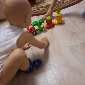Конструктор LEGO DUPLO Fruit and Vegetable Tractor 19 дет.: отзыв пользователя Детский Мир