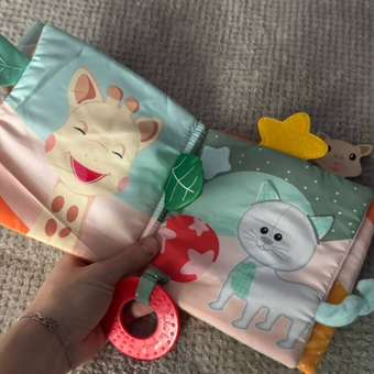 Игрушка Sophie la girafe книжка Открытий: отзыв пользователя Детский Мир