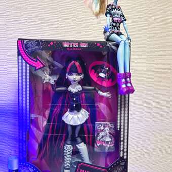 Кукла модельная Monster High Reel Drama HKN27 Дракулаура высота 27 см: отзыв пользователя Детский Мир