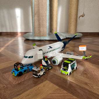 Конструктор LEGO City Passenger Airplane 913 дет.: отзыв пользователя ДетМир