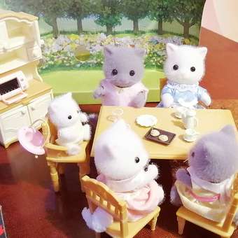Игровой набор Sylvanian Families Обеденная комната: отзыв пользователя ДетМир