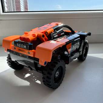 Конструктор LEGO Technic NEOM McLaren Extreme 252 дет.: отзыв пользователя Детский Мир