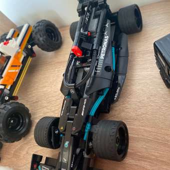 Конструктор LEGO Technic Mercedes-Benz F1 240 дет.: отзыв пользователя ДетМир