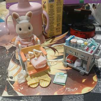 Игровой набор Sylvanian Families Медсестра с аксессуарами: отзыв пользователя ДетМир