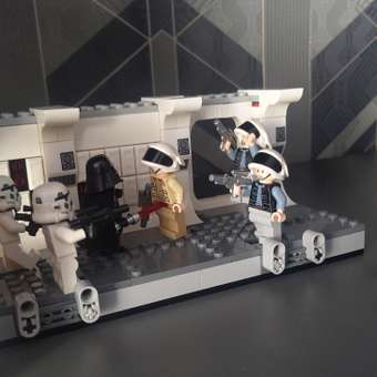 Конструктор LEGO Star Wars Посадка на Тантив IV 502 дет.: отзыв пользователя Детский Мир