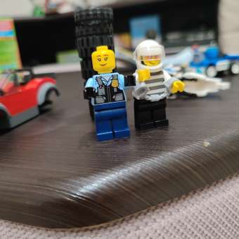 Конструктор LEGO City Полицейская погоня 59 дет.: отзыв пользователя Детский Мир