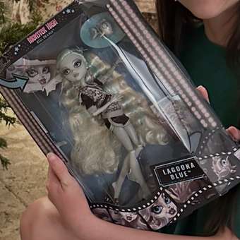Кукла модельная Monster High Reel Drama HKN30 Лагуна Блю высота 27 см: отзыв пользователя Детский Мир