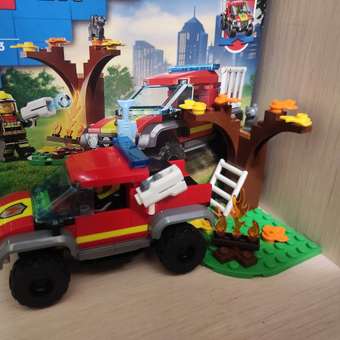 Конструктор LEGO City Спасательная пожарная машина 97 дет.: отзыв пользователя Детский Мир