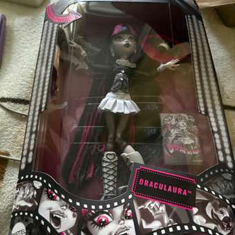 Кукла модельная Monster High Reel Drama HKN27 Дракулаура высота 27 см: отзыв пользователя Детский Мир