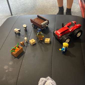 Конструктор LEGO City Фермерский трактор с прицепом 116 дет.: отзыв пользователя ДетМир