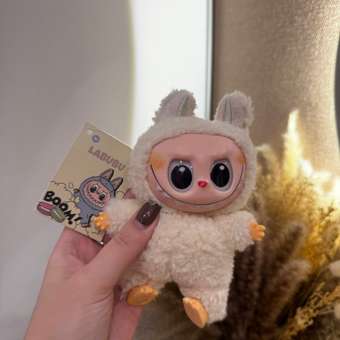 Брелок Labubu бежевый: отзыв пользователя Детский Мир