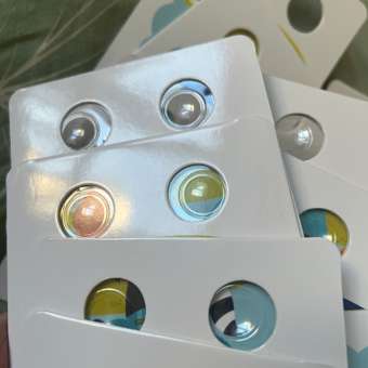 Набор карточек Счастье внутри Первые слова с пупырышками: отзыв пользователя Детский Мир