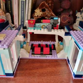 Конструктор LEGO Friends Кинотеатр Хартлейк-Сити 451 дет.: отзыв пользователя Детский Мир