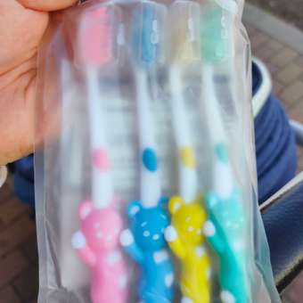 Зубная щетка классическая Uniglodis 4 шт.: отзыв пользователя Детский Мир