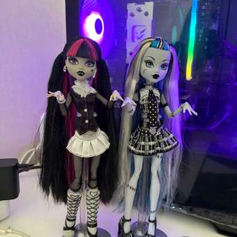 Кукла модельная Monster High Reel Drama HKN29 Фрэнки Штейн высота 27 см: отзыв пользователя Детский Мир
