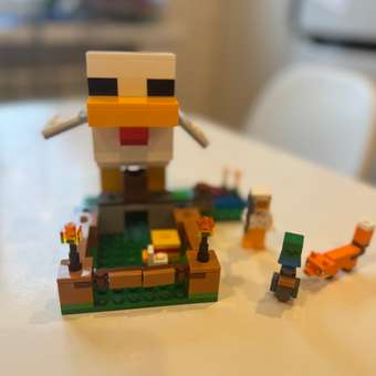 Конструктор LEGO Minecraft Куриная ферма 233 дет.: отзыв пользователя Детский Мир