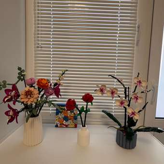 Конструктор LEGO Botanicals Букет розовых цветов 749 дет.: отзыв пользователя Детский Мир